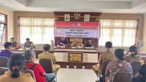 Babinsa Koramil Banjarangkan Atensi Musdes Di Kantor Desa Tohpati