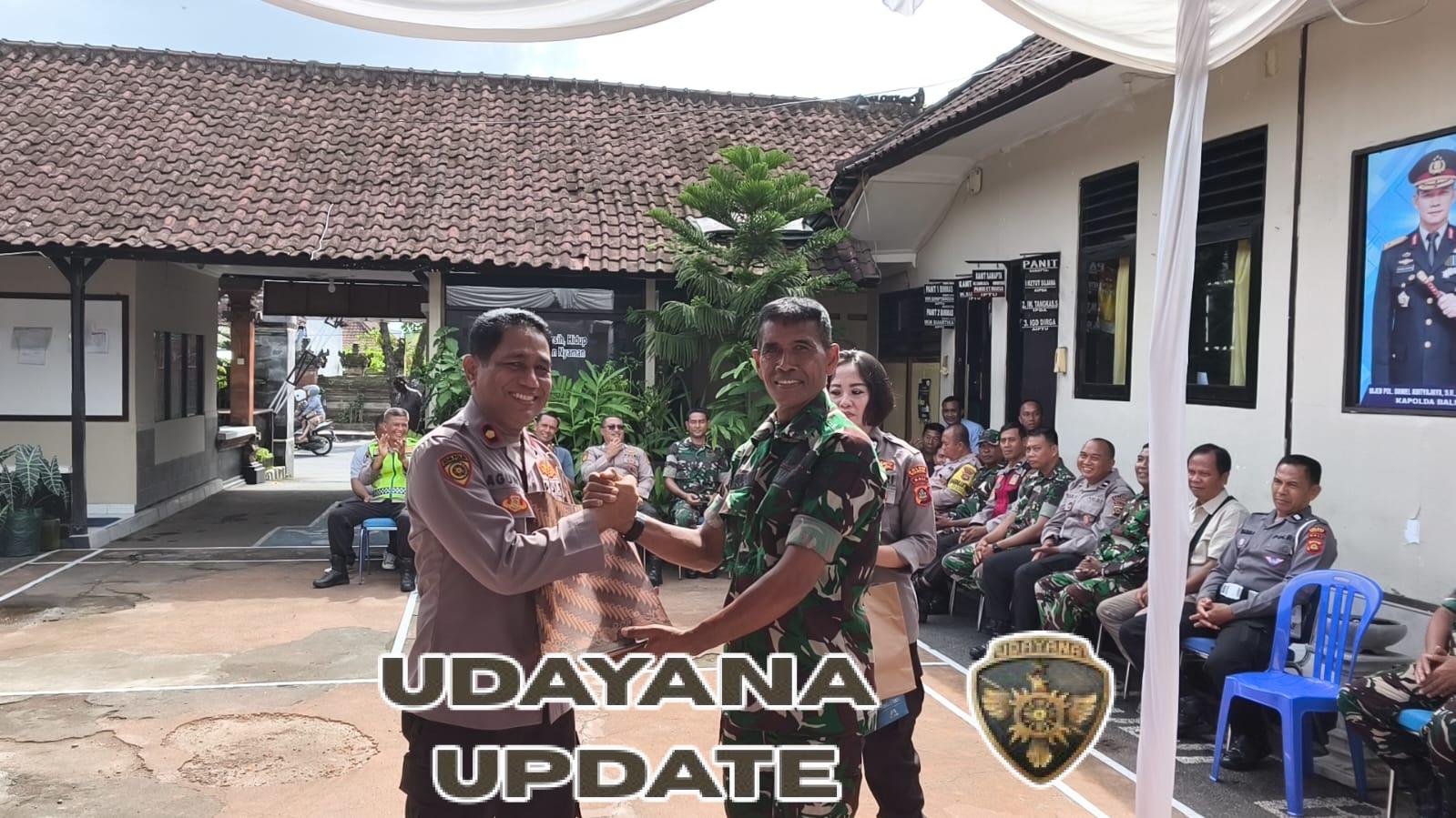 Berikan Dukungan Moril Danramil 1616-04/Blahbatuh Hadiri Syukuran Purna Tugas Kapolsek Blahbatuh