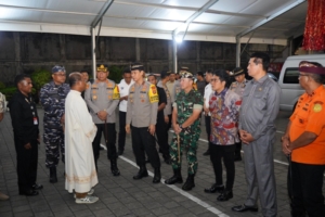 Pastikan Bali Aman, Pangdam IX/Udayana Bersama Forkopimda Tinjau Pengamanan Malam Tahun Baru