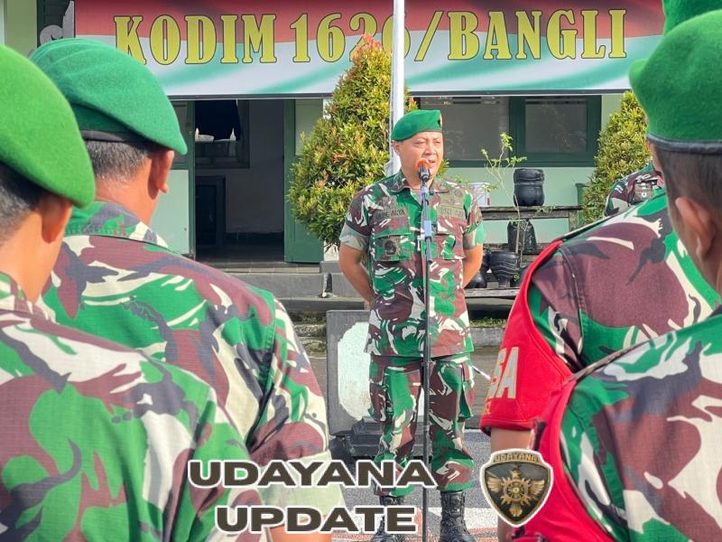 Dandim 1626/Bangli Berikan Jam Komandan, Tekankan Kesiapsiagaan Pengamanan Malam Tahun Baru