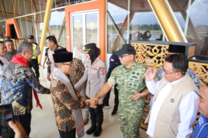‎Dandim 1607/Sumbawa Bersama Forkopimda Sambut Kedatangan Dua Menteri di Sumbawa