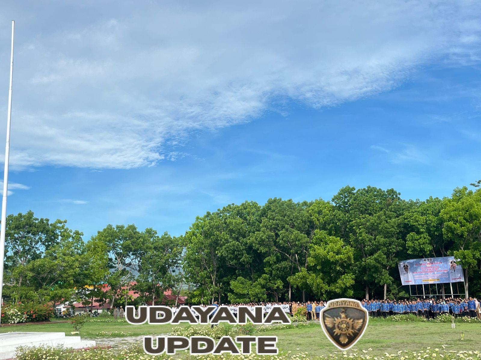 Dandim 1601/Sumba Timur Ikuti Upacara Hari Guru Nasional 2025 di Halaman Kantor Bupati