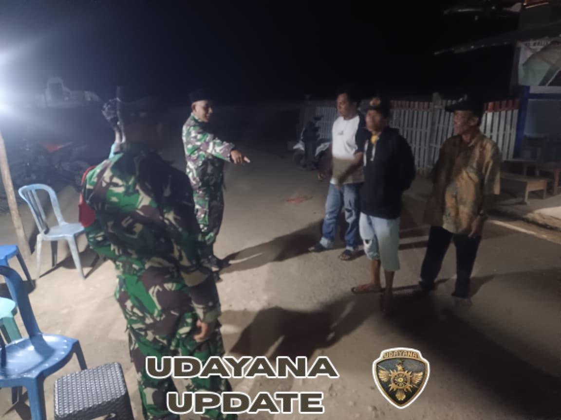 Babinsa Rato Bersama Warga dan Aparat Desa Gelar Patroli Siskamling di Kecamatan Sape dan Lambu