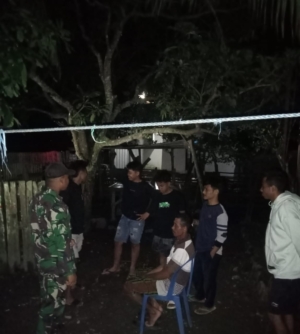 Babinsa Tembalae Ajak Warga Perkuat Keamanan Lewat Ronda Malam