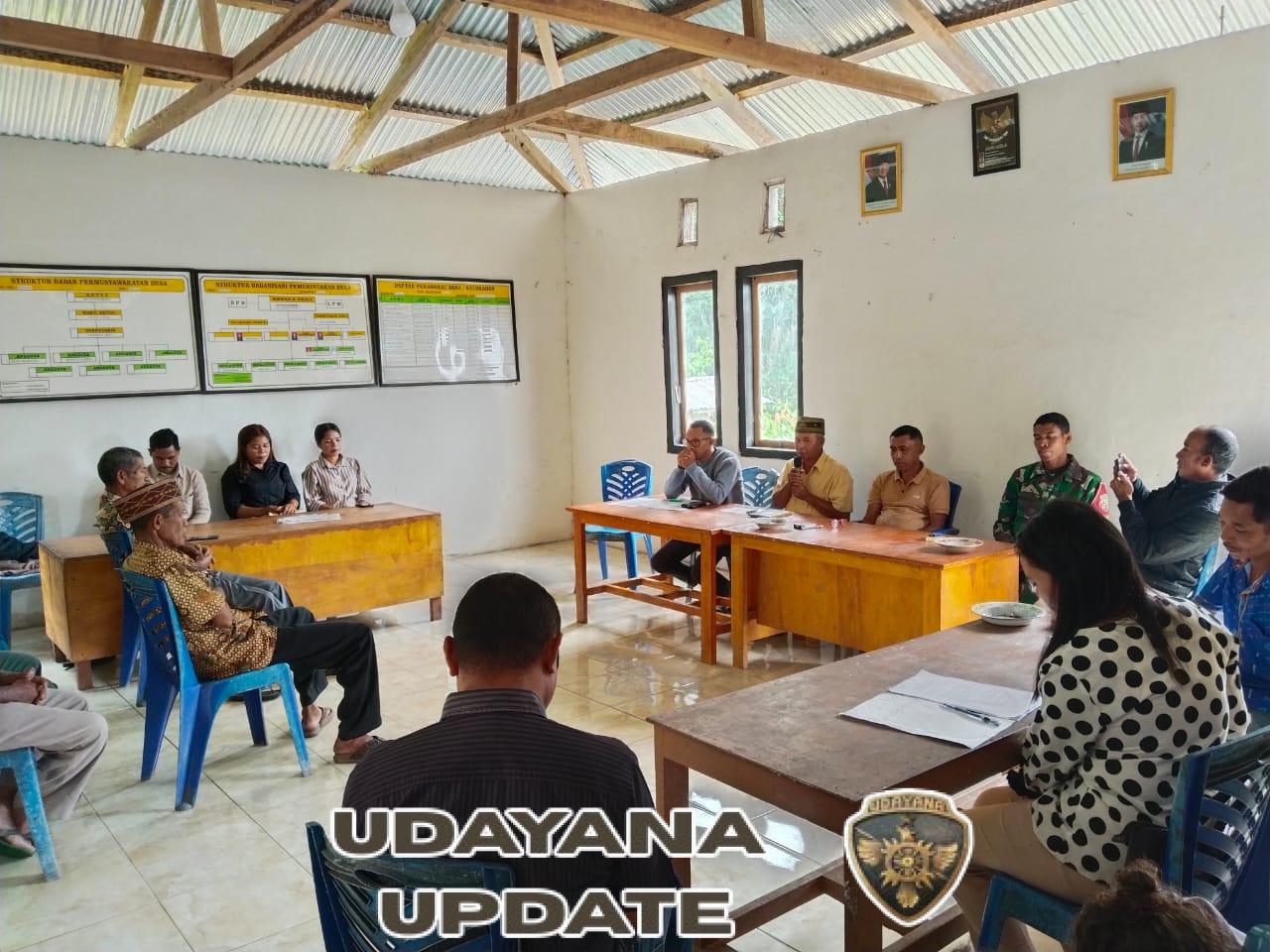 Babinsa Koramil 1630-02/Lembor Hadiri Musdes Desa Semang, Perkuat Sinergi TNI dengan Pemerintah Desa