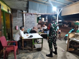 Ronda Malam di Desa Rada, Babinsa Tegaskan Bahaya Konsumsi Alkohol