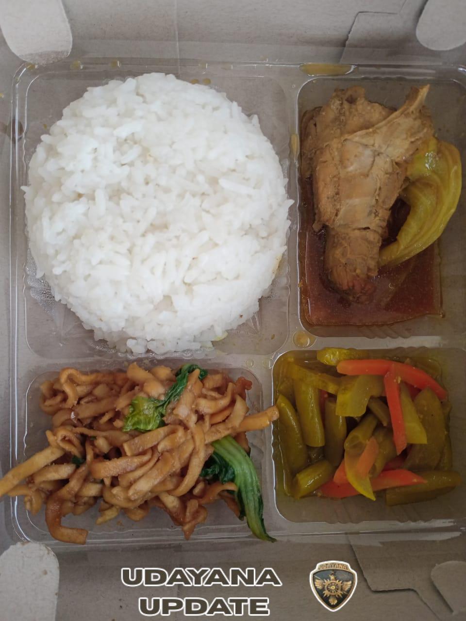 Babinsa Rote Timur Amankan Pembangunan Kawasan Sentra Industri Garam Nasional (K-SIGN)