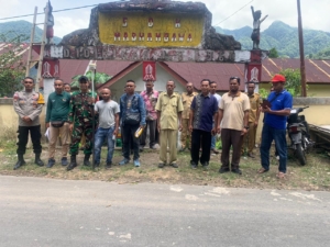 Babinsa Mauponggo Hadiri Pengukuran Tanah SDK Mamambhawa di Desa Wajo