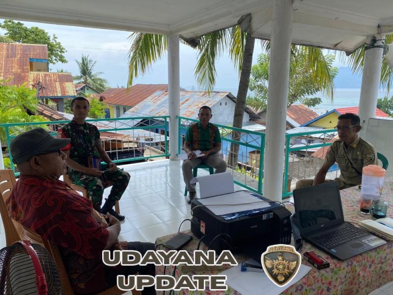 Babinsa Pulau Ende Gelar Puldata, Komsos, dan Pamwil di Desa Paderape