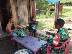 Babinsa Koramil 1602-02/Wolowaru Laksanakan Komsos dan Pamwil di Desa Wonda