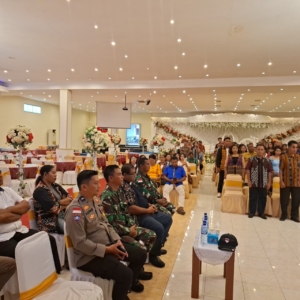 Babinsa Hadiri Pelantikan Pengurus Baru Oesapa Barat 2025