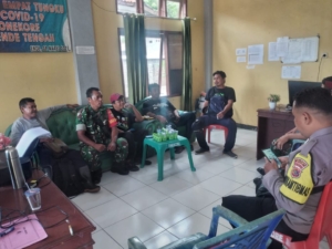 Babinsa dan Aparat Amankan Pemasangan Pilar Batas Hutan di Onekore