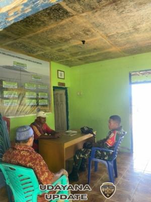 Babinsa Ende Gelar Komsos dan Pamwil, Masyarakat Merasa Aman dan Terlindungi