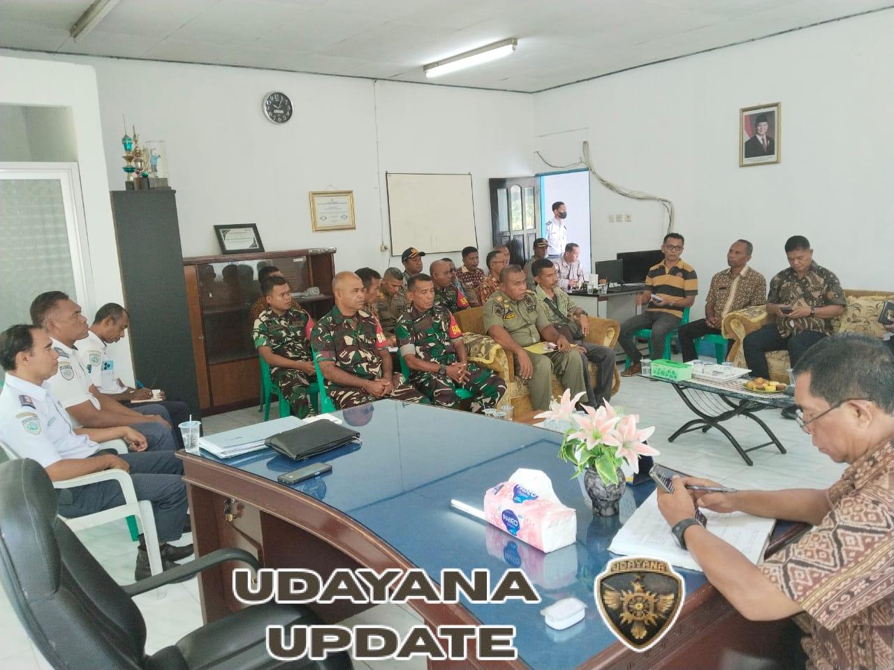 Babinsa Kodim 1602/Ende Hadir Aktif di Koordinasi PAD Retribusi Parkir