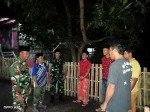 Sertu Rusdin Ajak Warga Tetap Waspada Bencana di Musim Hujan