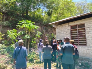 Babinsa Koramil 1612-02/Reok Kawal Konstatering Sengketa Lahan di Jeneluma, Proses Berjalan Tanpa Gesekan