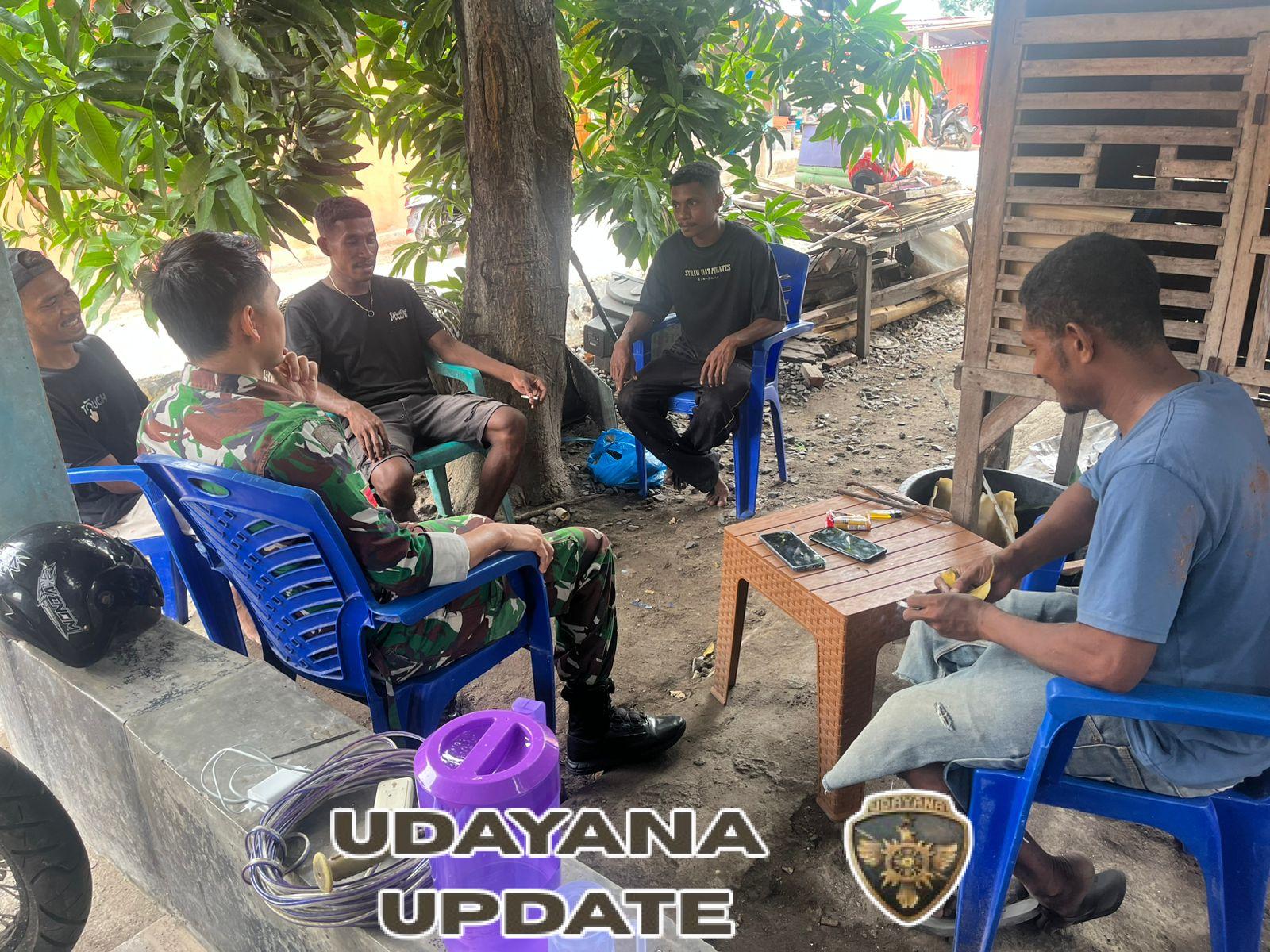 Babinsa Koramil 1624-04/Omesuri Laksanakan Monitoring Wilayah di Desa Bareng