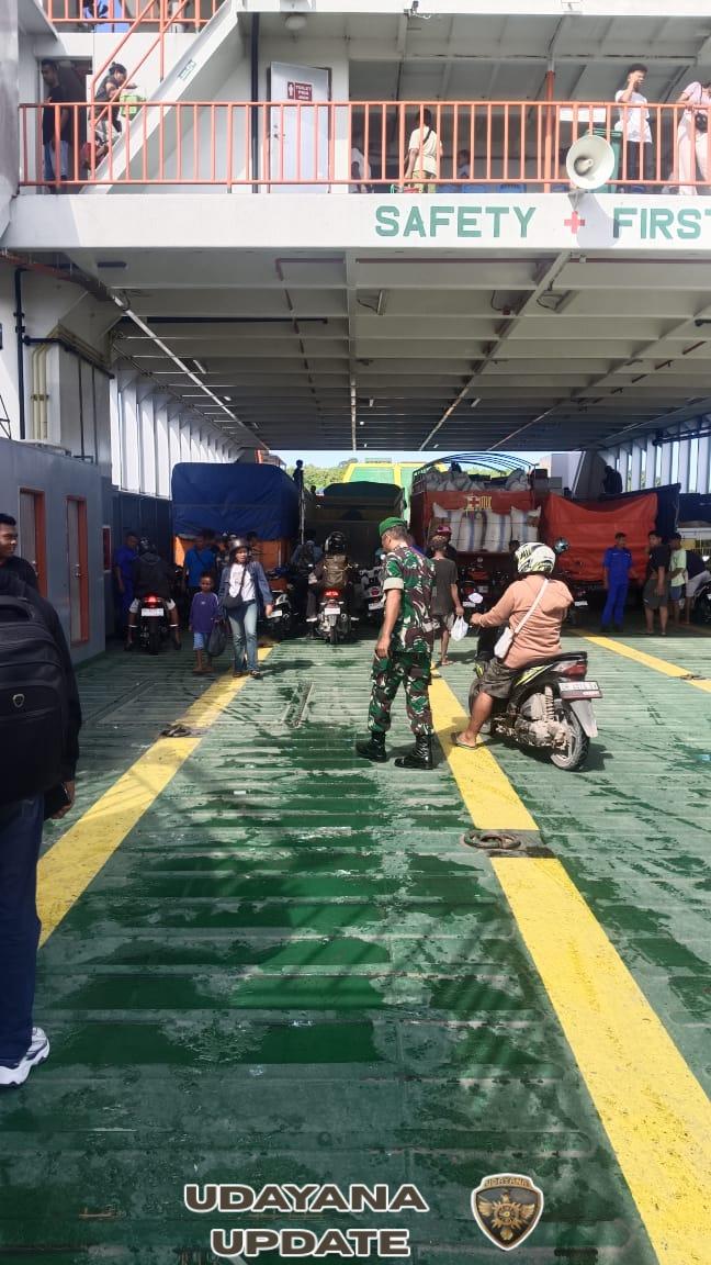 Pengamanan dan Pemantauan Babinsa di Pelabuhan ASDP Pantai Baru