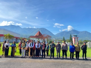Kodim 1612 Manggarai Kawal Kedatangan Wakil Gubernur NTT, Agenda Kunker Berjalan Aman & Tertib