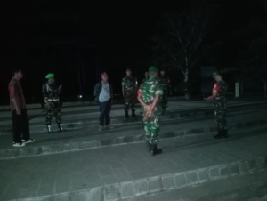 Babinsa Serka Abdul Manan Pimpin Patroli Gabungan Sosialisasi Bahaya Narkoba dan Miras