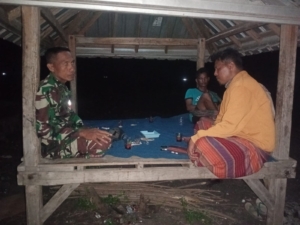 Babinsa Koramil 1608-06/Wawo Gelar Patroli dan Ronda Malam di Empat Wilayah Binaan