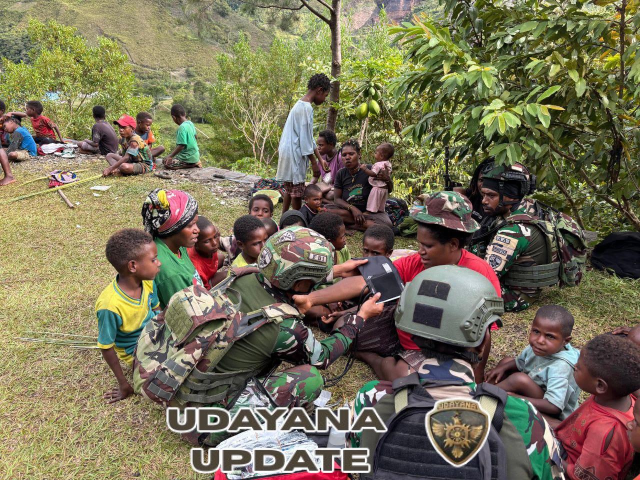 Pelayanan Kesehatan Door to Door Satgas Yonif 743/PSY Disambut Hangat Warga Talilime