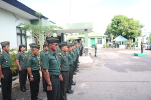 Kodim Kupang Gelar Upacara Senin Teguhkan Semangat Pengabdian