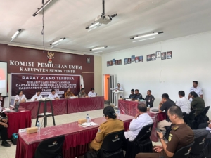 Danunit Intel Kodim 1601/Sumba Timur Hadiri Rapat Rekapitulasi PDPB Triwulan IV Tahun 2025 di KPU