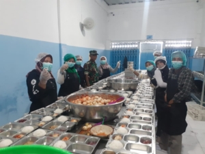 Lettu Inf Safrudin Pastikan Menu MBG Layak Konsumsi, Sehat dan Bergizi Tinggi.