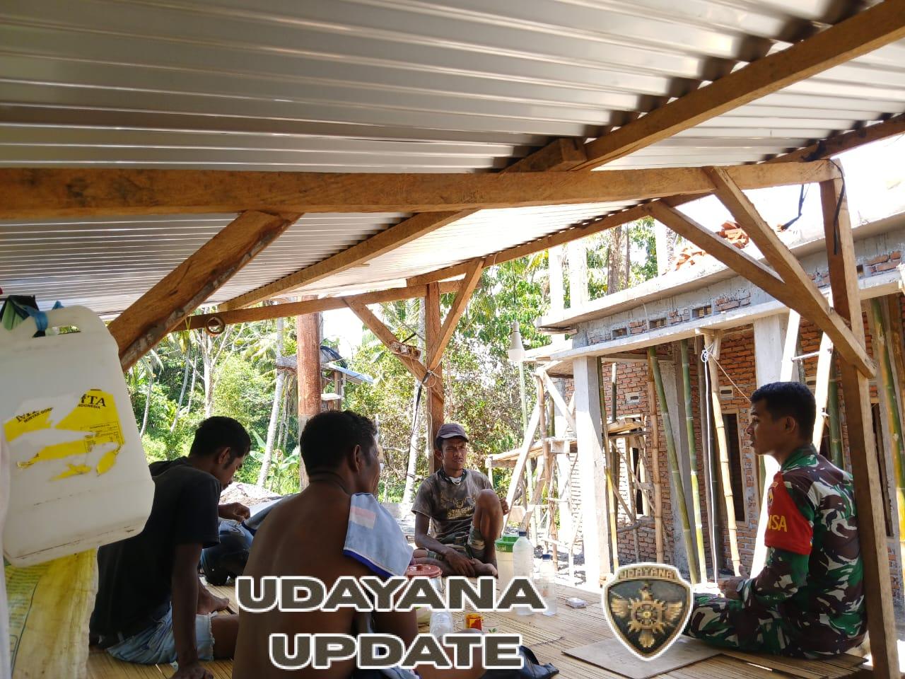 Babinsa Ramil 1602-01/Ende Tingkatkan Kamtibmas Lewat Komsos di Desa Jeghrangga