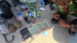 Cepat dan Tegas, Satgas Pamtas Yonarhanud 2 Kostrad Gagalkan Pelanggaran Keimigrasian dan Deportasi WNA Asal Timor Leste