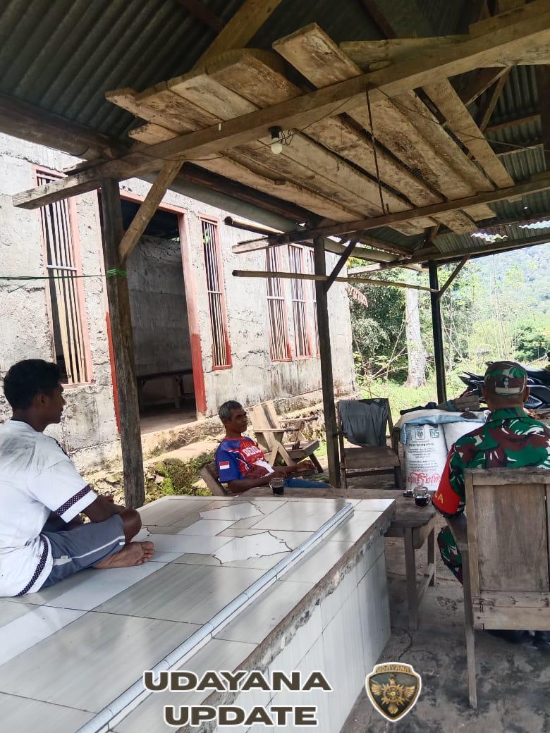 Sertu Clementino Gelar Monitoring Keamanan dan Edukasi Warga di Detukeli