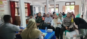 Babinsa Koramil 1628-01/Taliwang Hadiri Rapat Rembug Stunting Desa Tamekan
