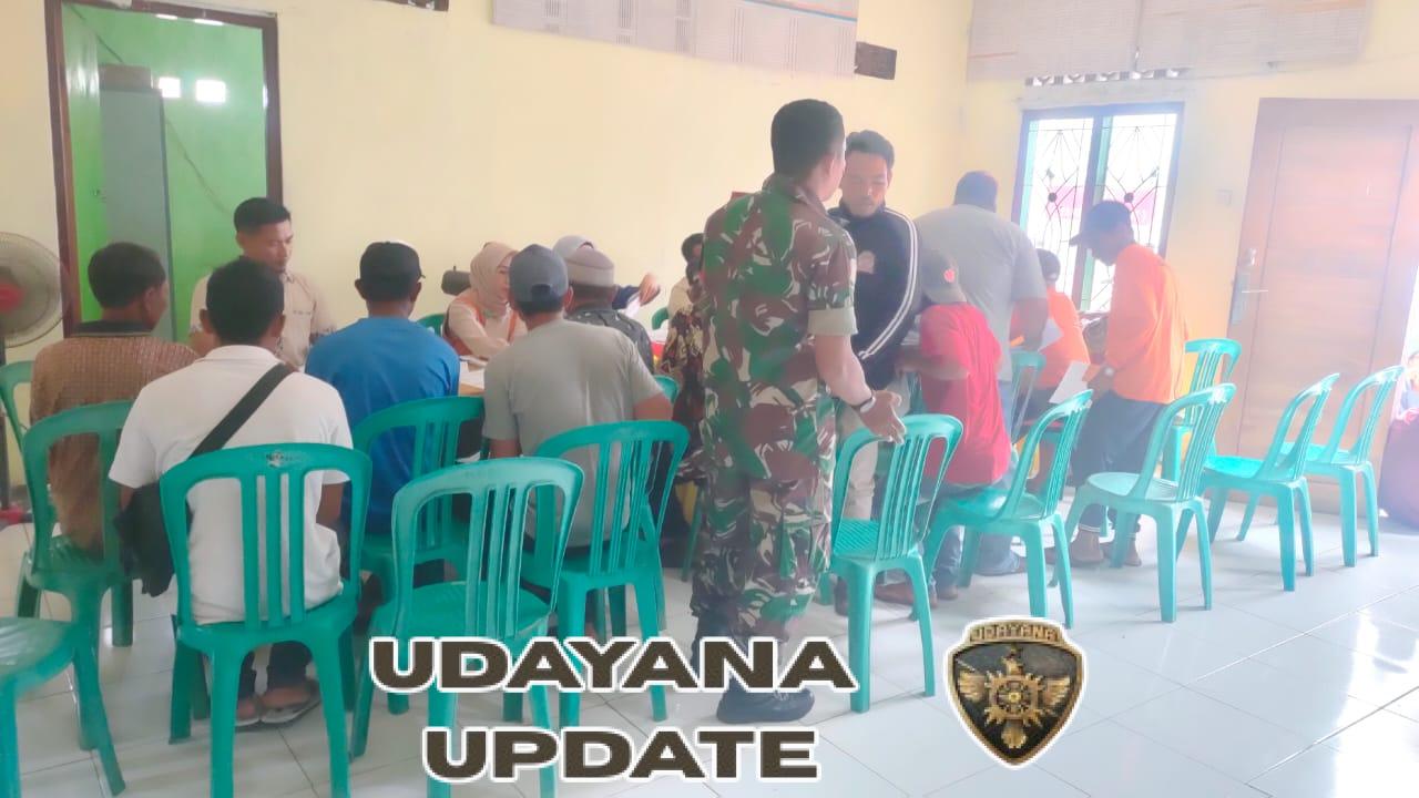 Koramil 1628-04/Poto Tano Monitoring Pembagian Kartu KSB Maju di Desa Mantar