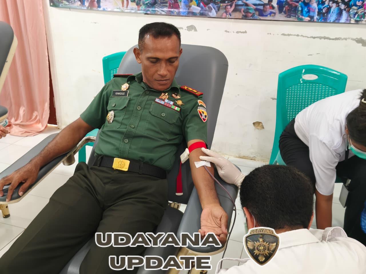 Kodim 1613/Sumba Barat Donor Darah untuk Masyarakat dalam Rangka Hari Juang TNI AD