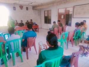 Babinsa Koramil Maurole Dampingi Pembentukan Brigade Alsintan Desa Keliwumbu