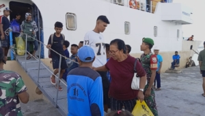 Monitoring Piket Koramil 1627-03/Batutua Pastikan Keamanan KM Sabuk Nusantara 43