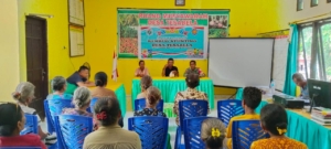 Babinsa Kodim 1627/RN Dampingi Rapat Pembagian BLT di Kantor Desa Tesabela