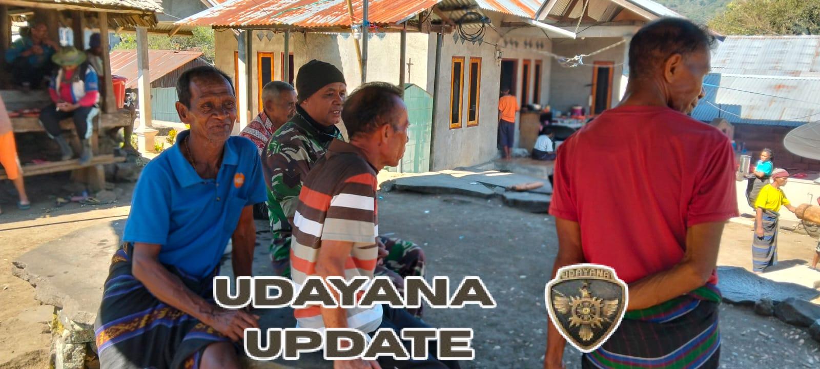 Babinsa Ndona Timur Intensif Pantau Situasi Musim Hujan di Desa Sokoria Selatan