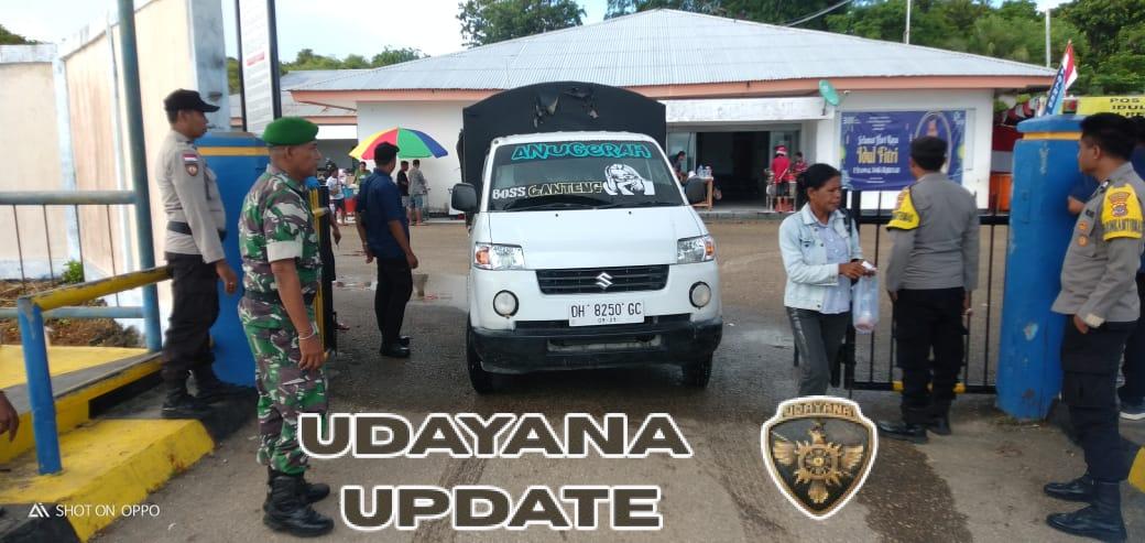 Babinsa Kodim 1627/RN Amankan Aktivitas Bongkar Muat KMP Kalibodri di Pelabuhan Pantai Baru