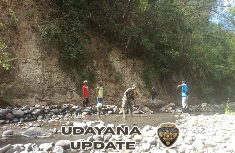 Babinsa Koramil 1602-04/Maurole Laksanakan Komsos dan Pamwil di Desa Tou