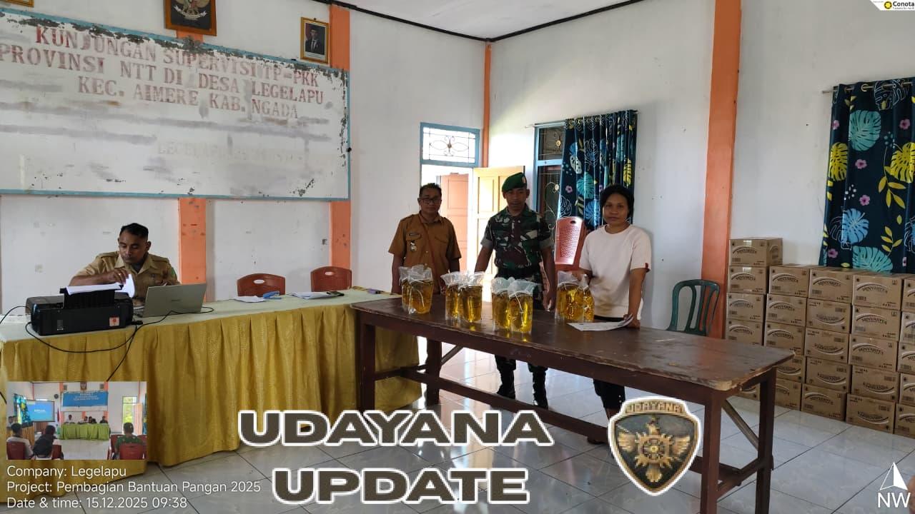 Babinsa Aimere Dampingi Penyaluran Bantuan Pangan Bulog di Desa Legelapu