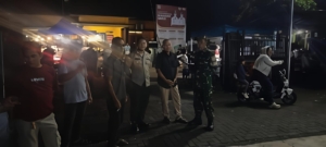 Patroli Malam Koramil 1628-01/Taliwang Jaga Kondusifitas Wilayah