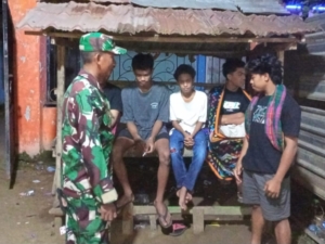 Babinsa Koramil 1608-07/Monta Intensifkan Patroli dan Ronda Malam Jaga Kondusifitas Wilayah
