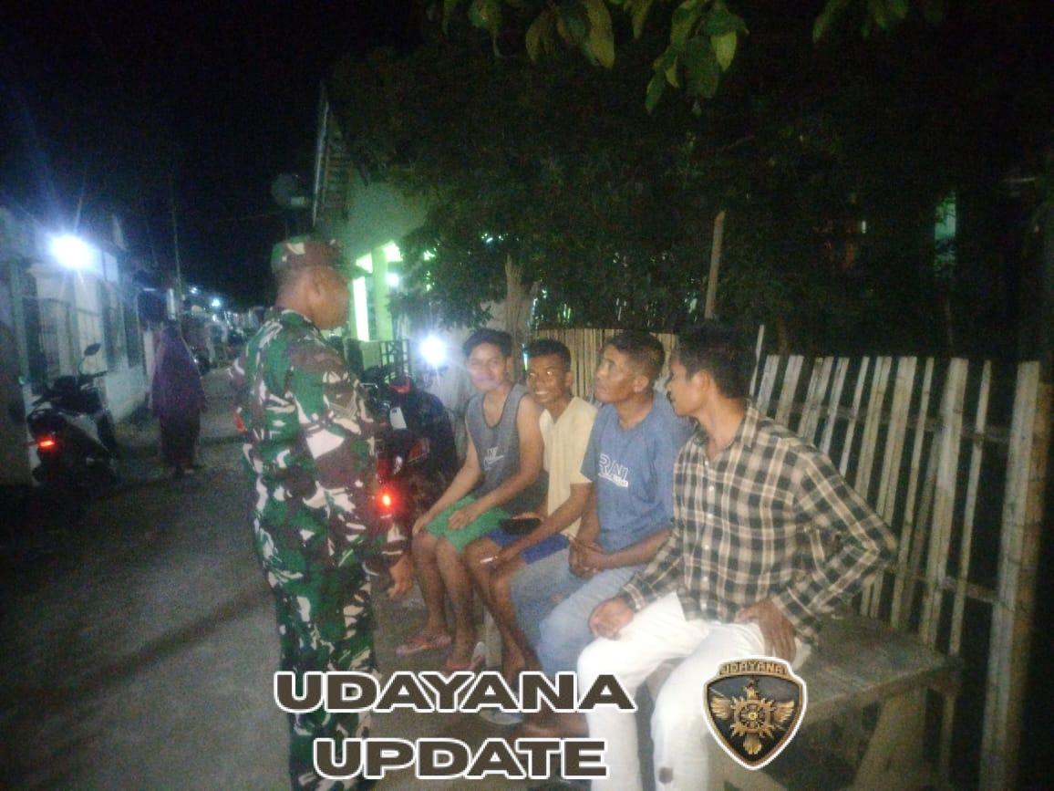 Babinsa Koramil 1608-02/Bolo Intensifkan Ronda Malam Jaga Keamanan di Desa Binaannya