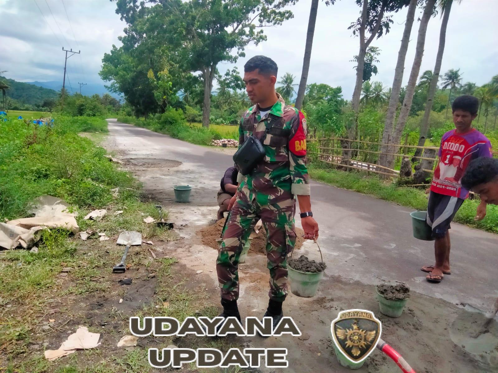 Babinsa Koramil 1602-04/Maurole Bersama Warga Gotong Royong Bangun Saluran Irigasi
