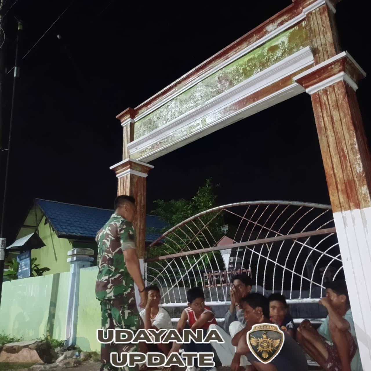 Babinsa Serma Landa Imbau Pemuda Hindari Begadang dan Aktivitas Negatif