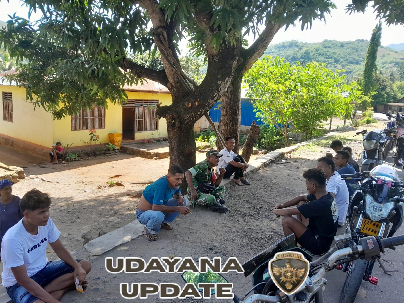 Babinsa Koramil Maurole Tingkatkan Kamtibmas dan Kedekatan dengan Warga Desa Ndondo