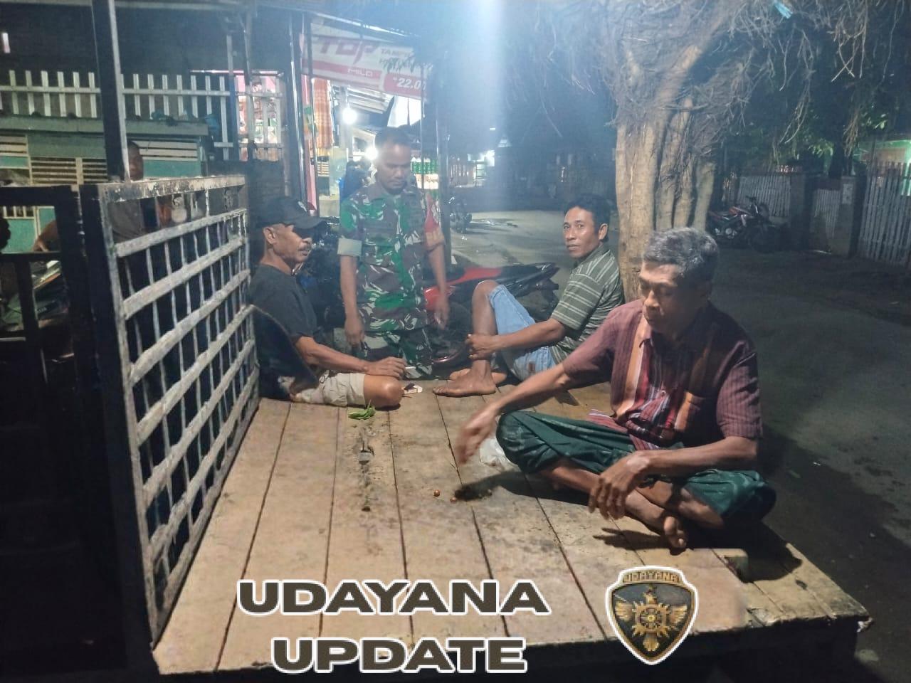 Babinsa Koramil 1608-02/Bolo Ajak Warga Awasi Anak-anak dan Jaga Lingkungan