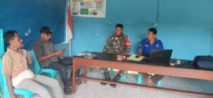 Babinsa Koramil Wolowaru Perkuat Keamanan Wilayah Melalui Komsos di Desa Nuamulu